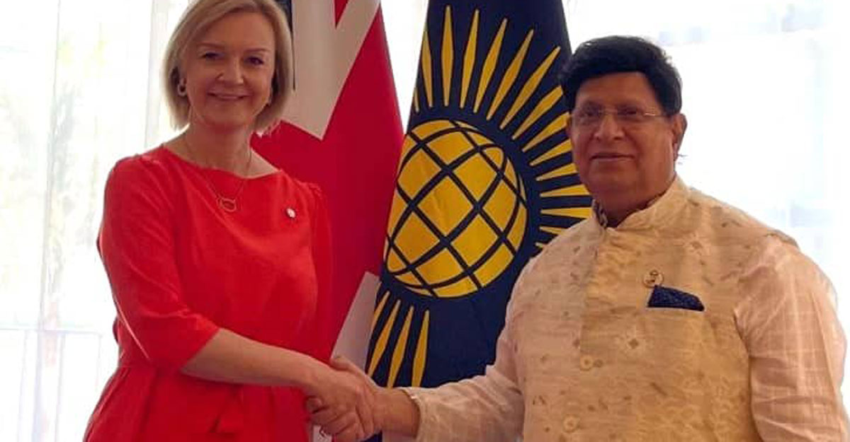 ১ লাখ রোহিঙ্গাকে পুনর্বাসন করতে যুক্তরাজ্যকে প্রস্তাব