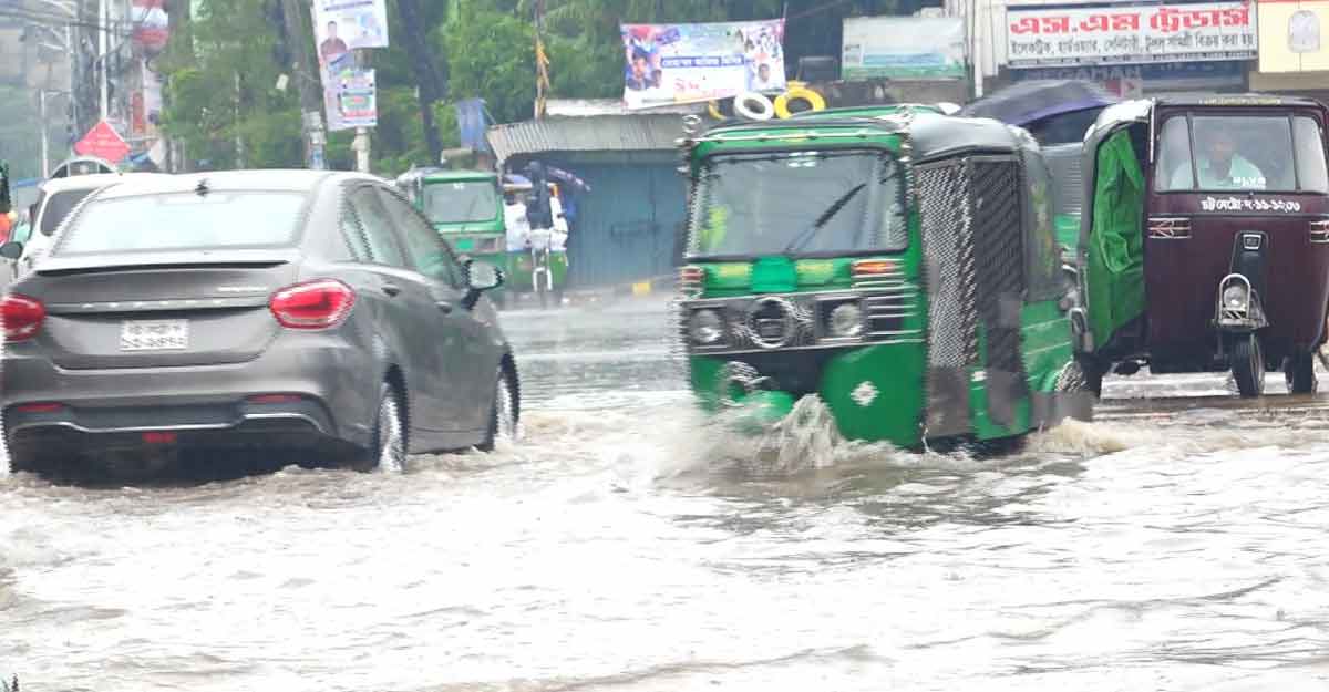 চট্টগ্রামের জলাবদ্ধতা নিরসনে সেবা সংস্থাগুলোর সমন্বয়হীনতায় ক্ষোভ