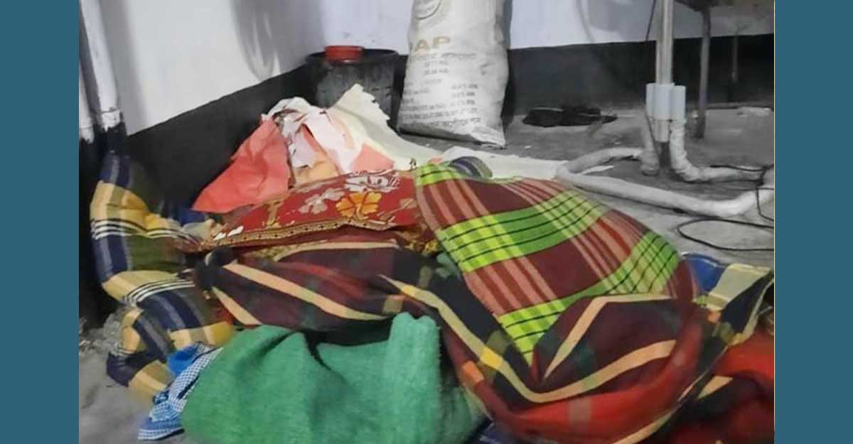 মধ্যরাতে পিটিয়ে শিক্ষার্থীকে হল থেকে বের করে দিল ছাত্রলীগ