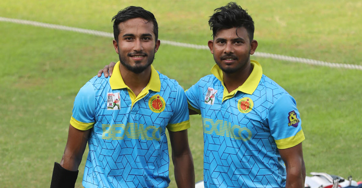 আফিফ-মোসাদ্দেক ঝলকে আবাহনীর কাছে হারল মোহামেডান