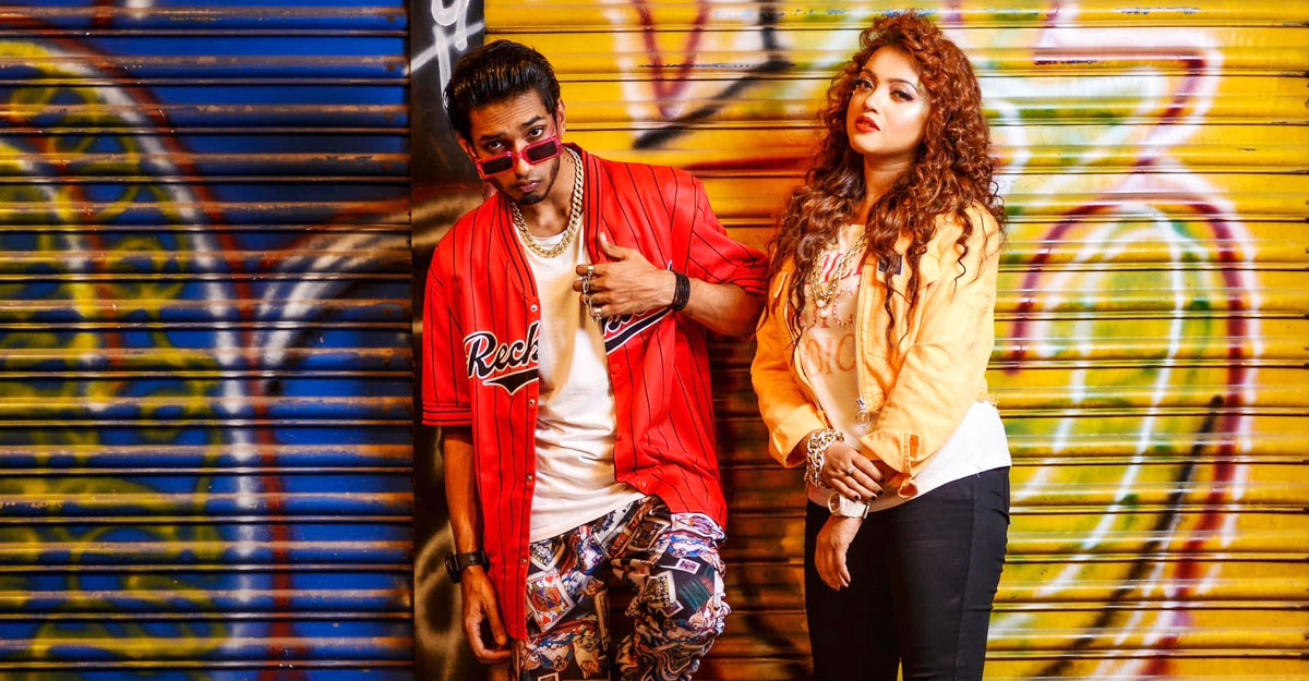 তরুণ গায়কের সঙ্গে গাইলেন-নাচলেন কর্নিয়া