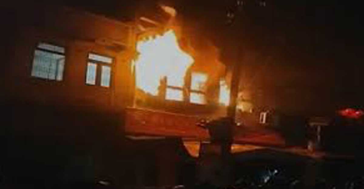 উত্তরপ্রদেশে আগুনে একই পরিবারের ৩ শিশুসহ নিহত ৬