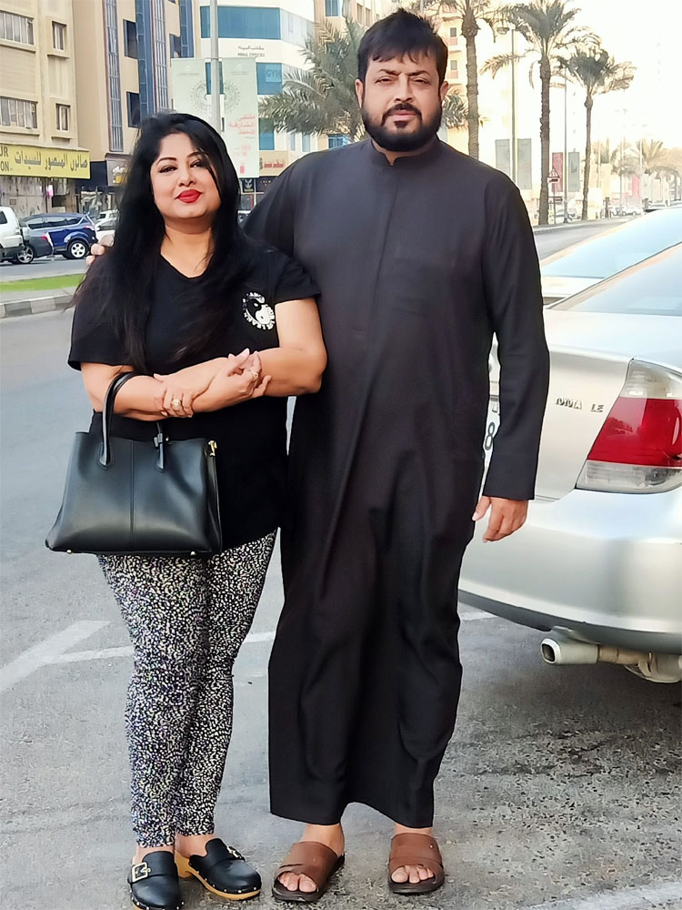 মরুর বুকে ওমর সানী ও মৌসুমী