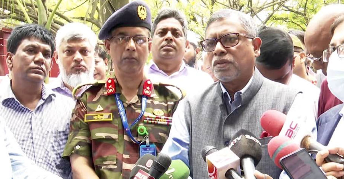 জনগণের স্বাস্থ্য নিয়ে ছিনিমিনি খেলতে দেব না : স্বাস্থ্যমন্ত্রী