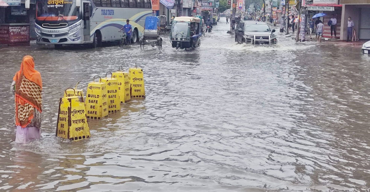 খুলনায় মৌসুমের সর্বোচ্চ বৃষ্টি