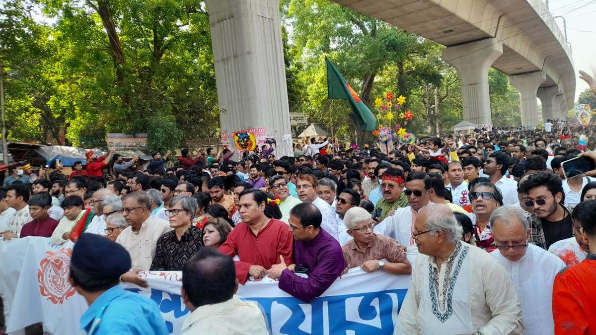 যে আতঙ্ক ছিল সেটির প্রতিবাদে সব মানুষ অংশগ্রহণ করেছে : উপাচার্য