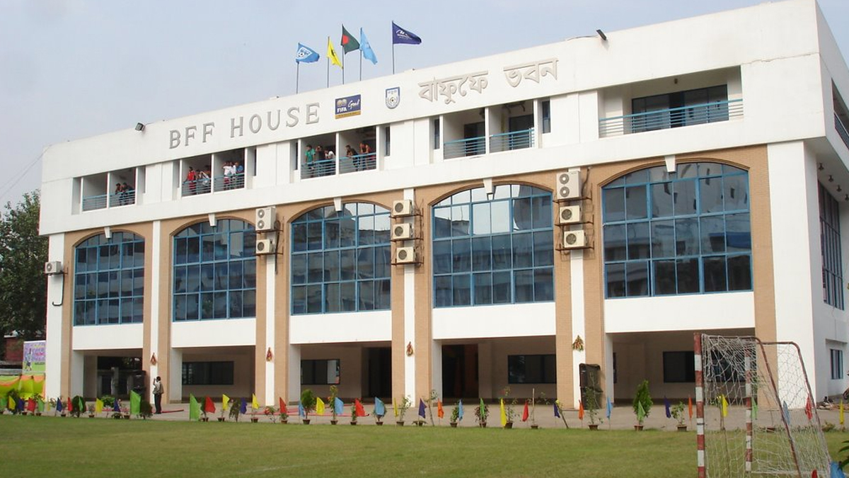 ১৪ ম্যাচের জন্য ২৫০ বল! 