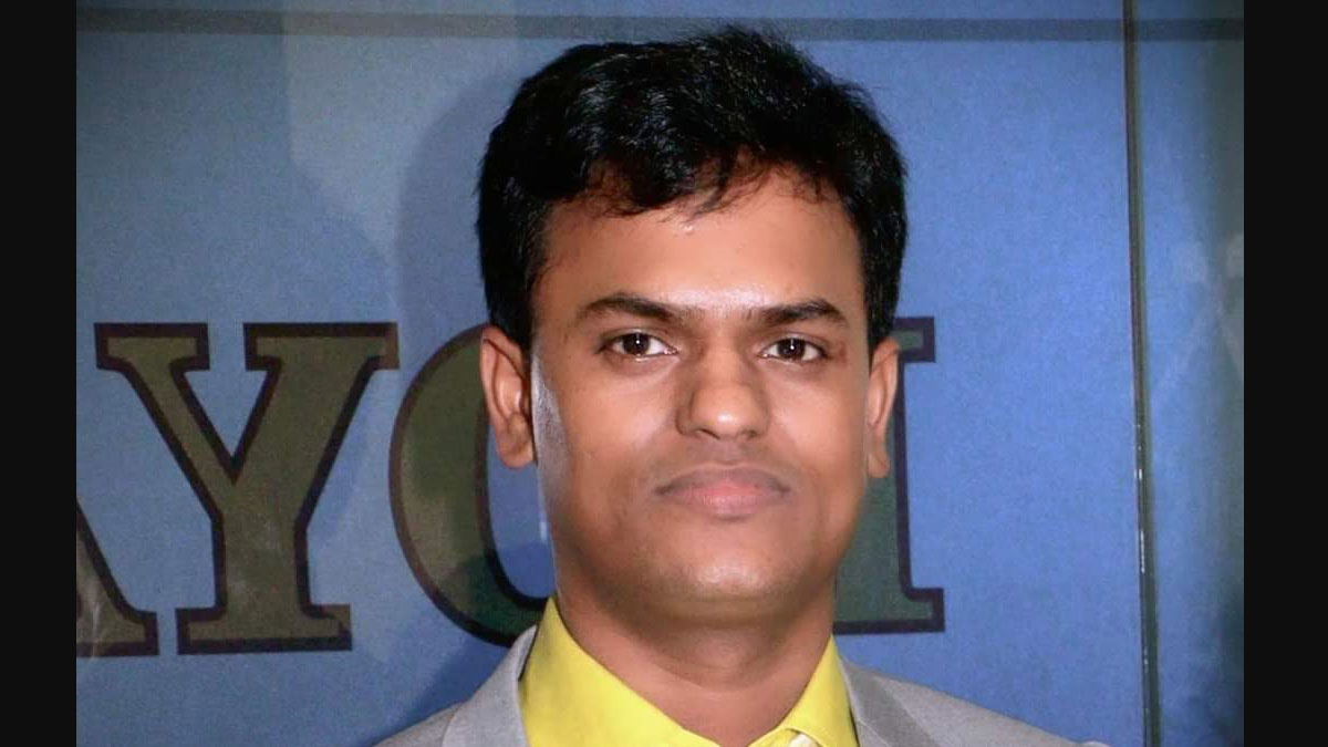 সড়ক দুর্ঘটনায় দুদকের করণিক এমদাদুলের মৃত্যু