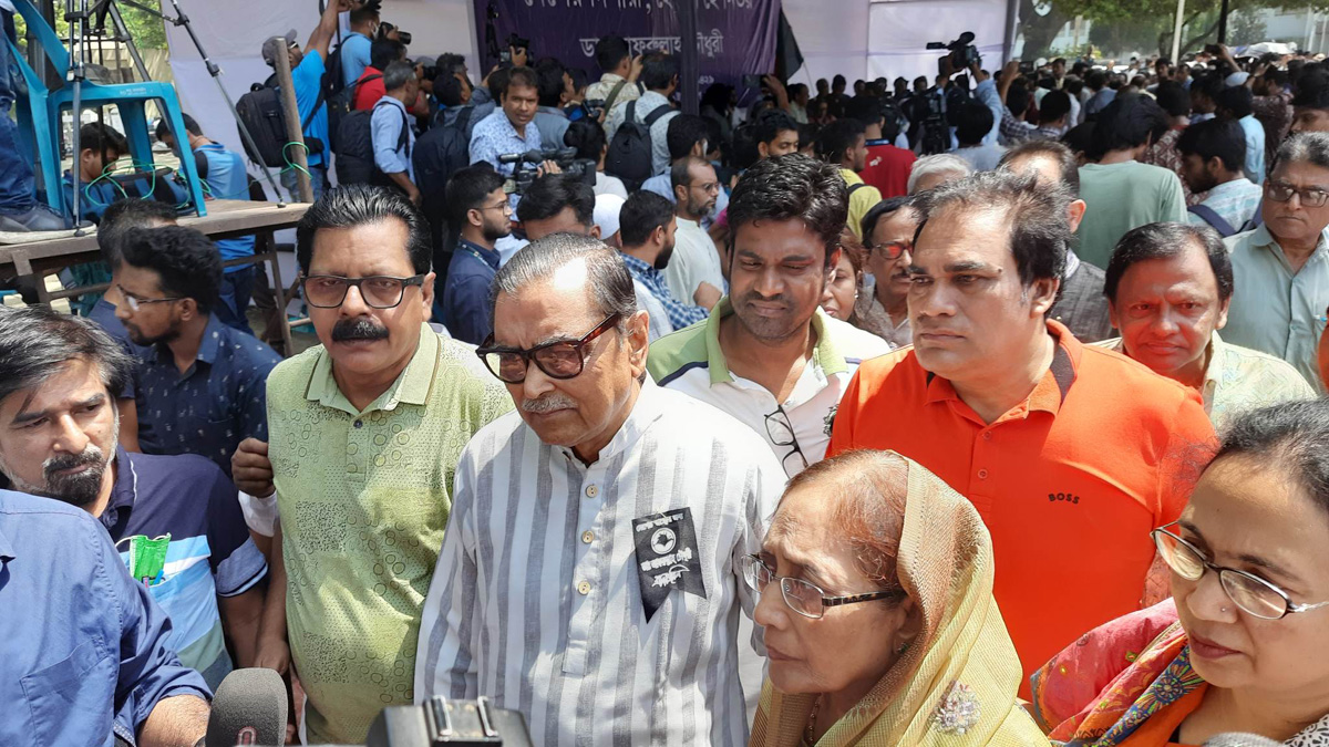 মানুষ হিসেবে জাফরুল্লাহ ভাইয়ের গুণাবলি ছিল অনন্য : মেনন