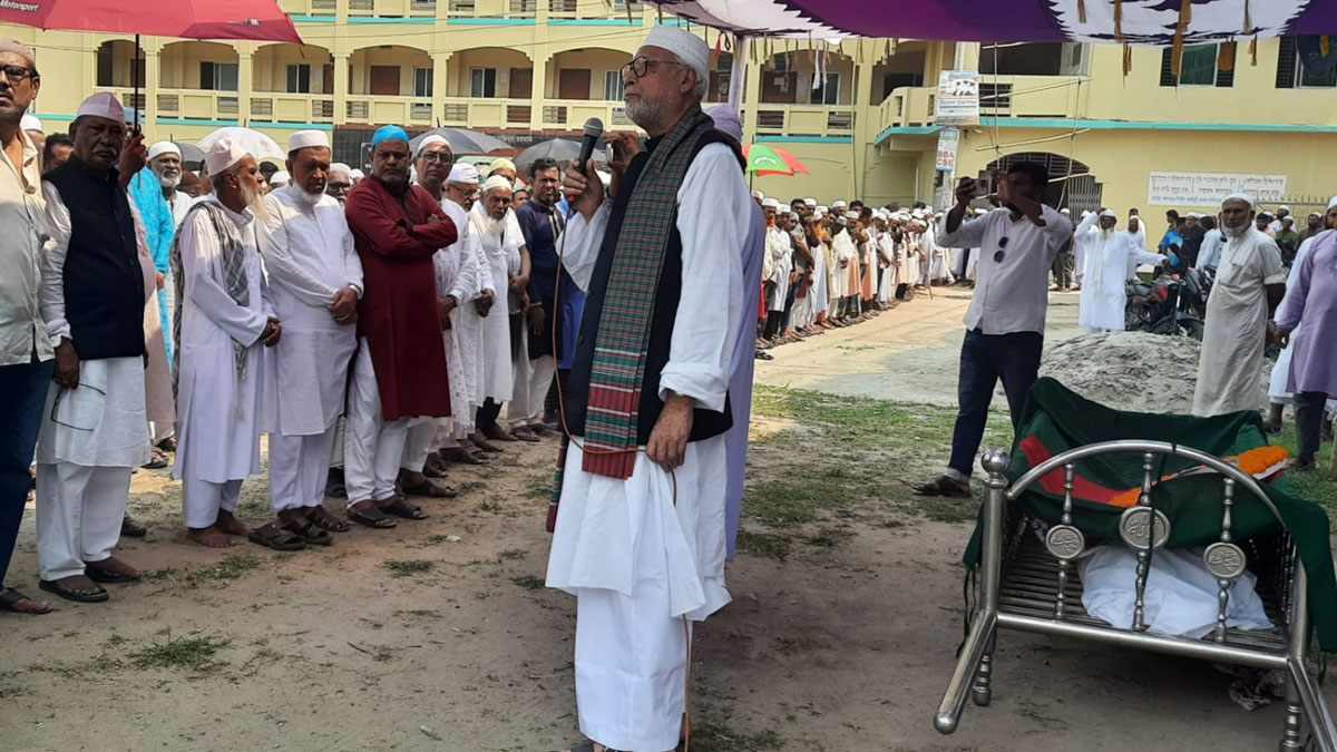 গার্ড অব অনারে নারী ইউএনওকে কাদের সিদ্দিকীর বাধা