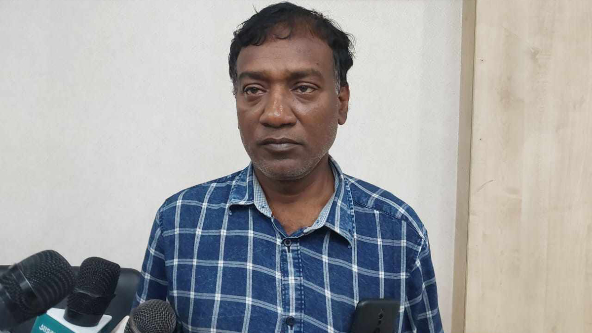 ‘ইমাম মাহমুদের কাফেলা’র ডাকে ঘরছাড়া ফাহিমকে ফিরে আসার আকুতি বাবার