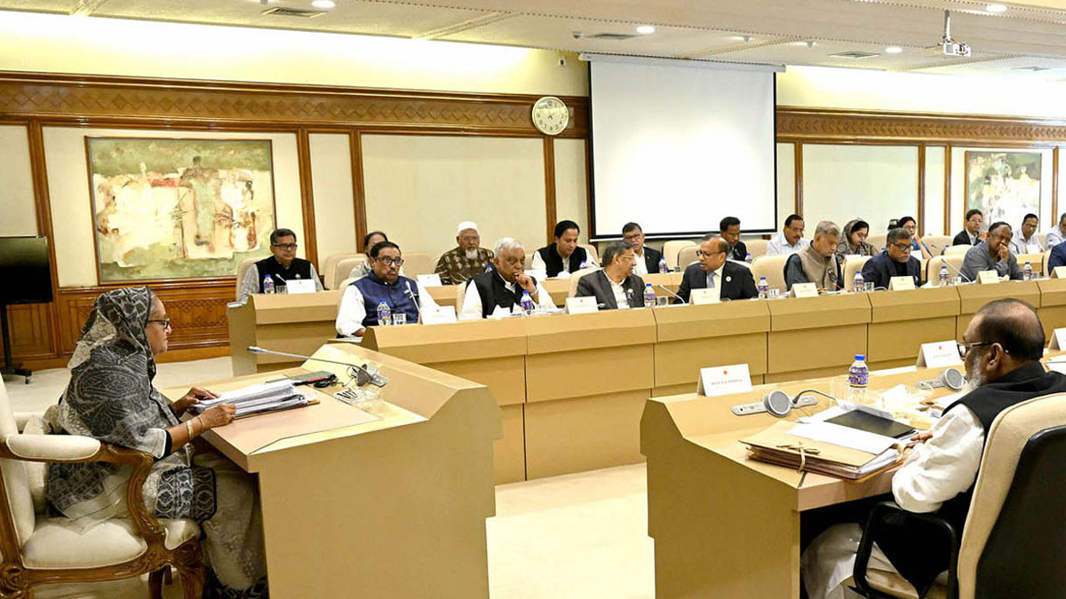 সর্বজনীন পেনশনের বিরুদ্ধে অপপ্রচার চালানো হচ্ছে