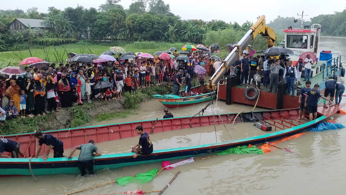 মুন্সিগঞ্জে ট্রলারডুবির ঘটনায় মামলা, নিখোঁজ ৩ শিশু
