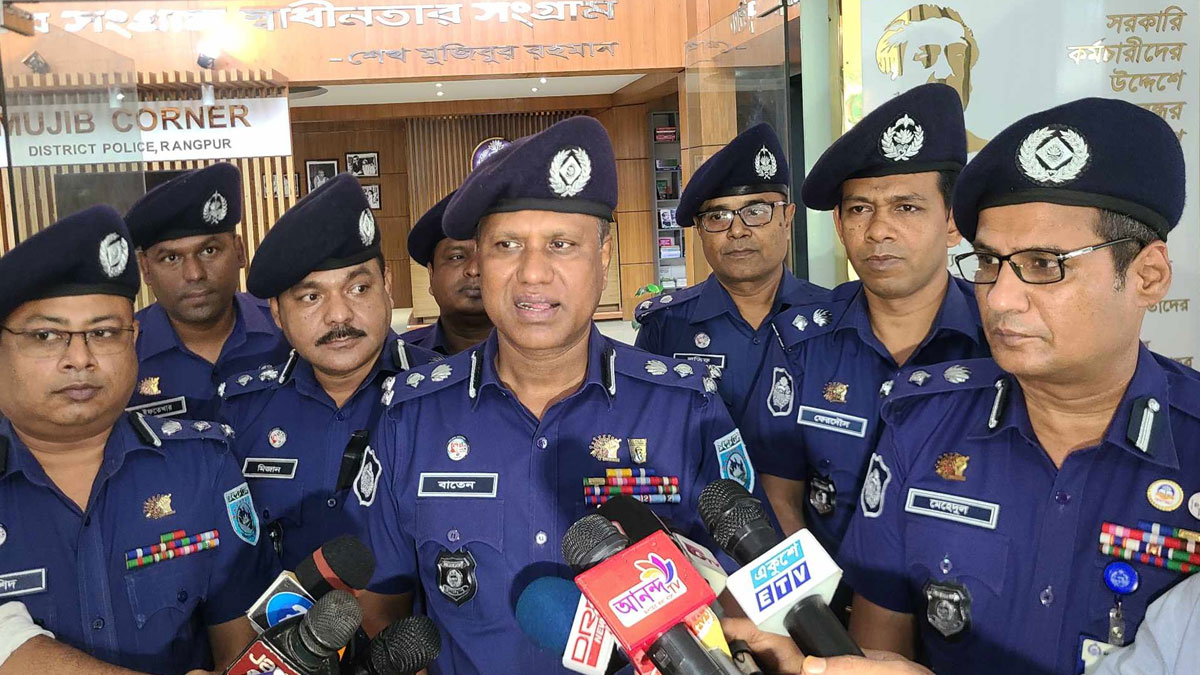 নির্বাচন ঘিরে মানুষের জানমালের ক্ষতি করলে ছাড় নয় : ডিআইজি বাতেন