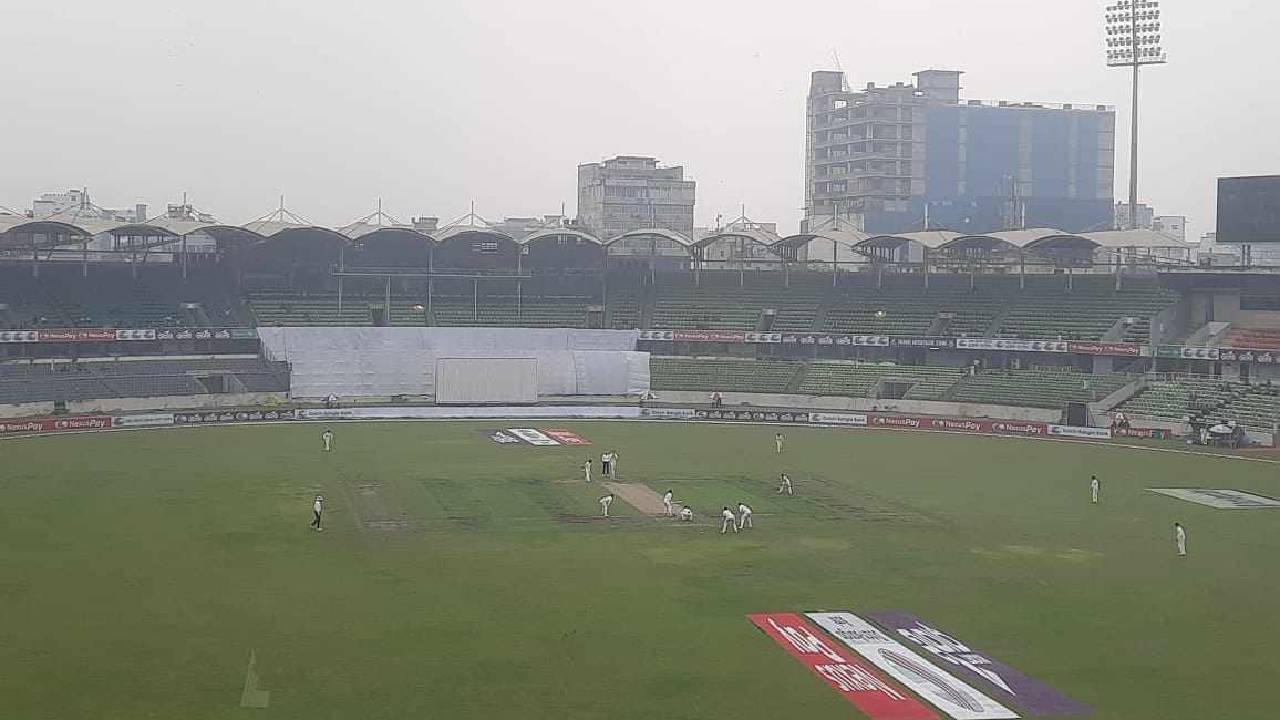 দিনের শুরুতেই হোঁচট বাংলাদেশের