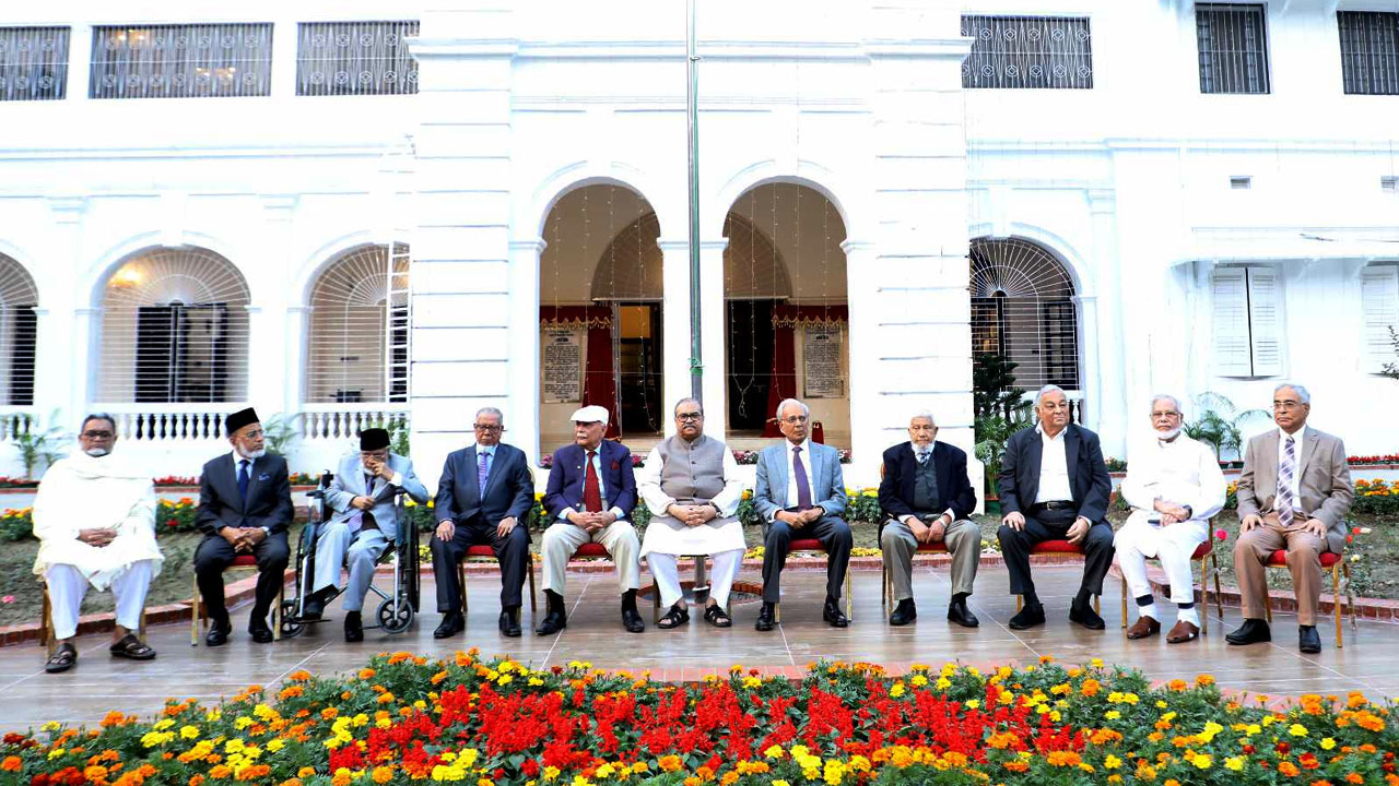 এক ফ্রেমে ১১ প্রধান বিচারপতি, বিচার বিভাগের ইতিহাসে স্মরণীয় ঘটনা