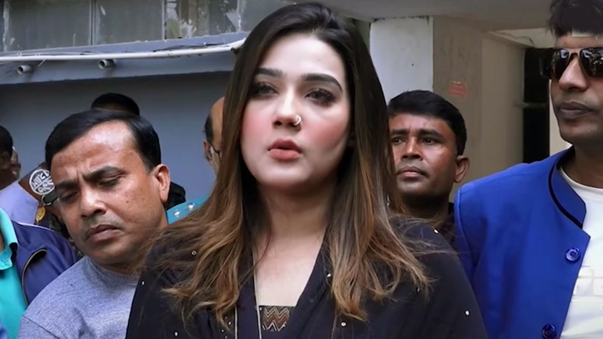 মাহি কি জেদ করে নির্বাচনে অংশ নিচ্ছেন?