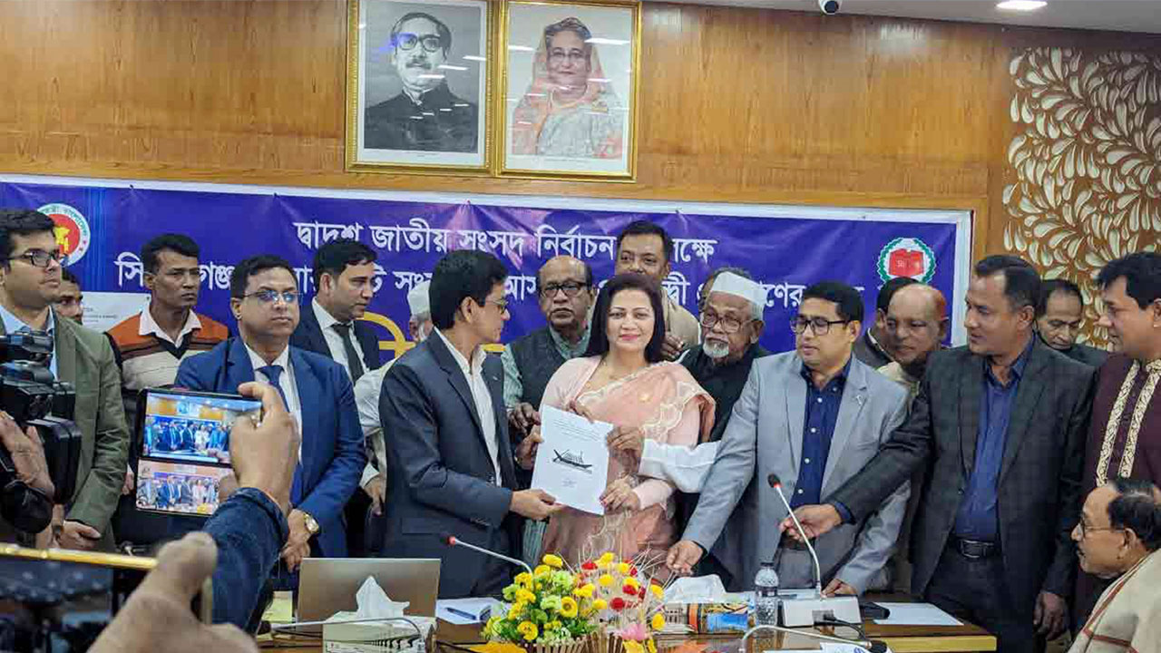 সিরাজগঞ্জে কে কোন প্রতীকে লড়বেন