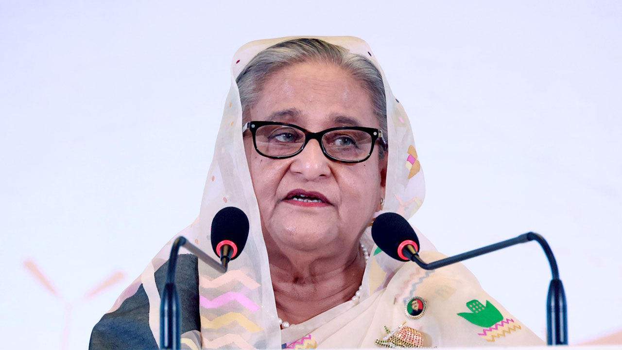 বাংলাদেশকে ক্ষুধামুক্ত স্মার্ট সোনার বাংলা হিসেবে গড়ে তুলব