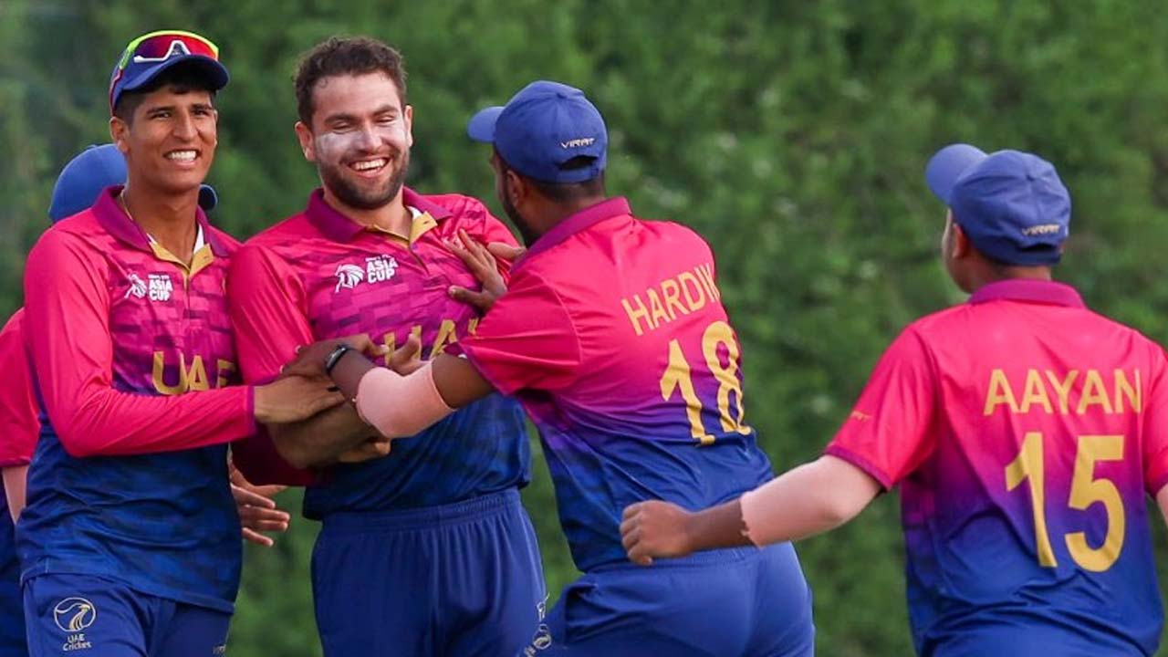 পাকিস্তানকে হারিয়ে ফাইনালে বাংলাদেশের সঙ্গী আমিরাত