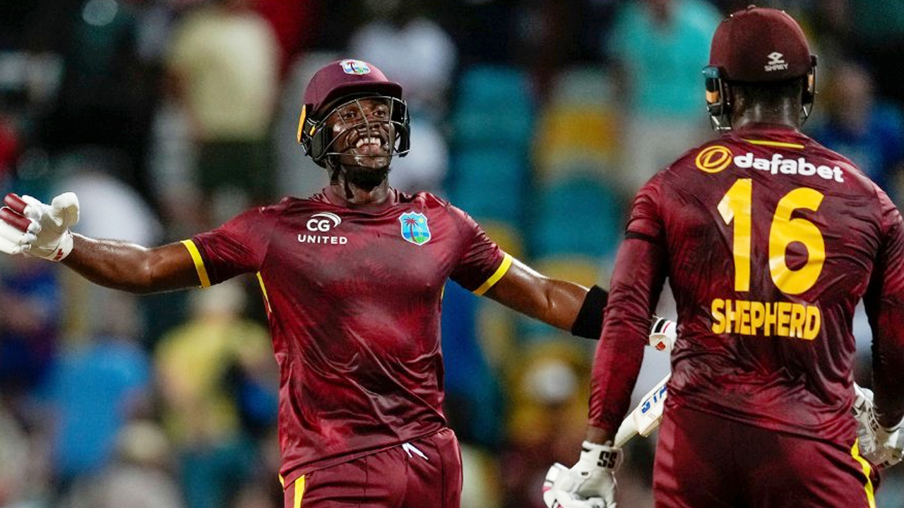 উইন্ডিজদের মাটিতে ২৫ বছর পর ওয়ানডে সিরিজ হার ইংল্যান্ডের