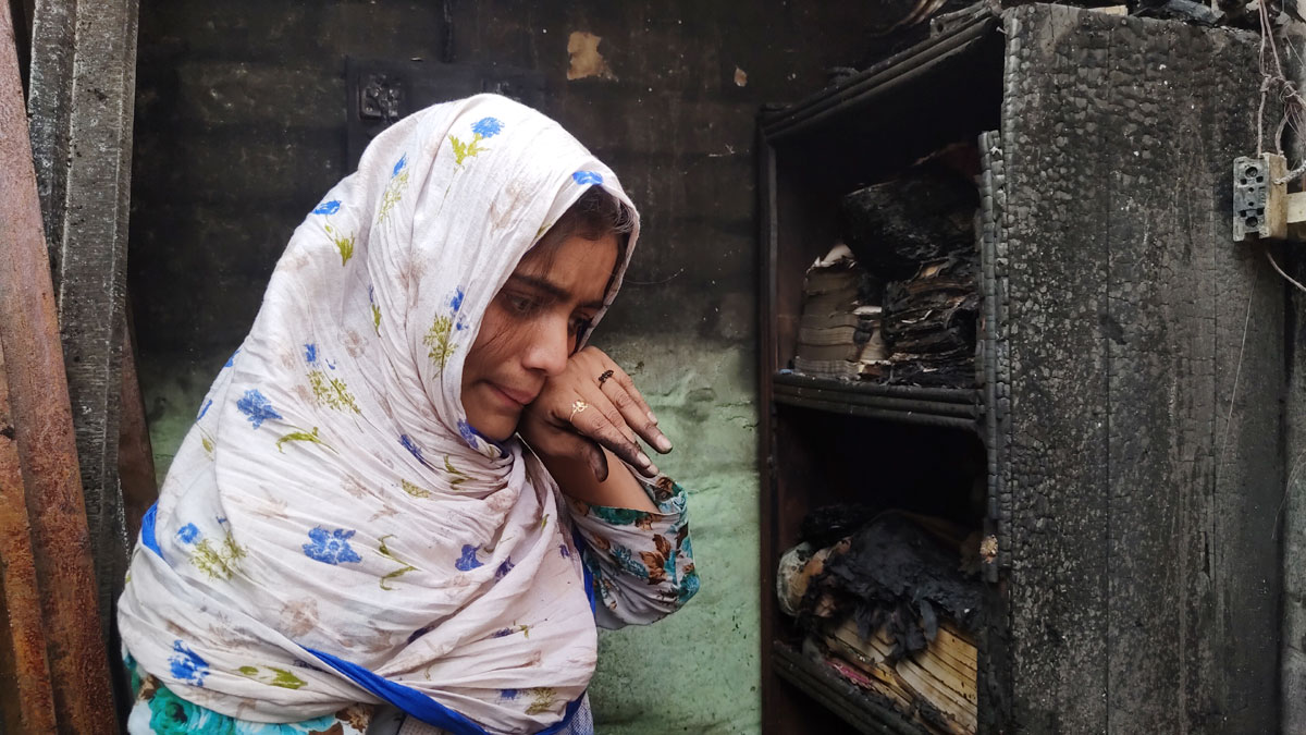 বোনের বিয়ের জন্য জমানো টাকা পুড়ে গেল নওসিনের