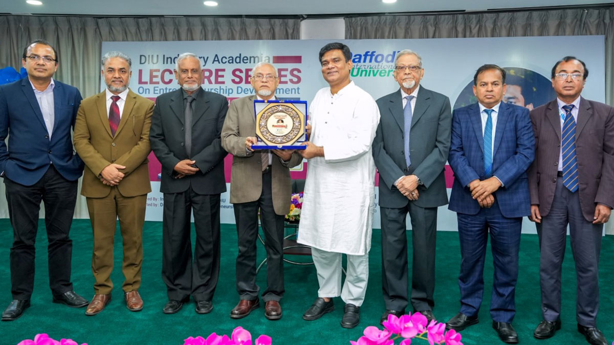 দেশের উন্নয়নে বেসরকারিখাত গুরুত্বপূর্ণ ভূমিকা রেখে চলেছে