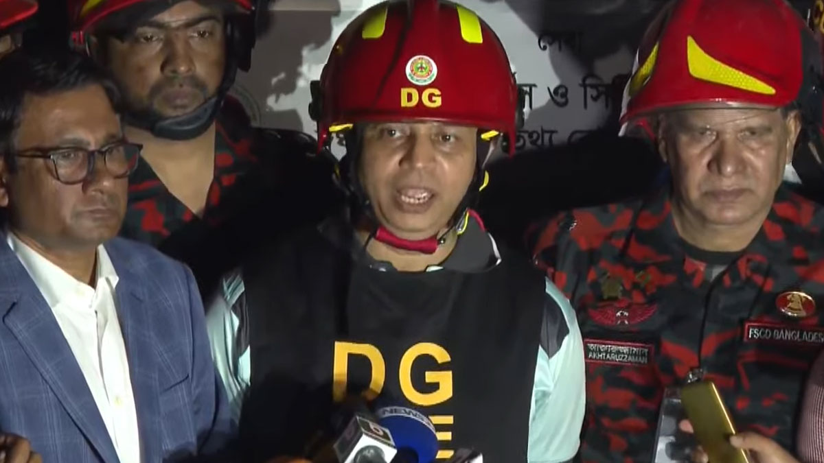 উৎসুক জনতা অনেক কষ্ট দিয়েছেন : ফায়ার সার্ভিসের ডিজি