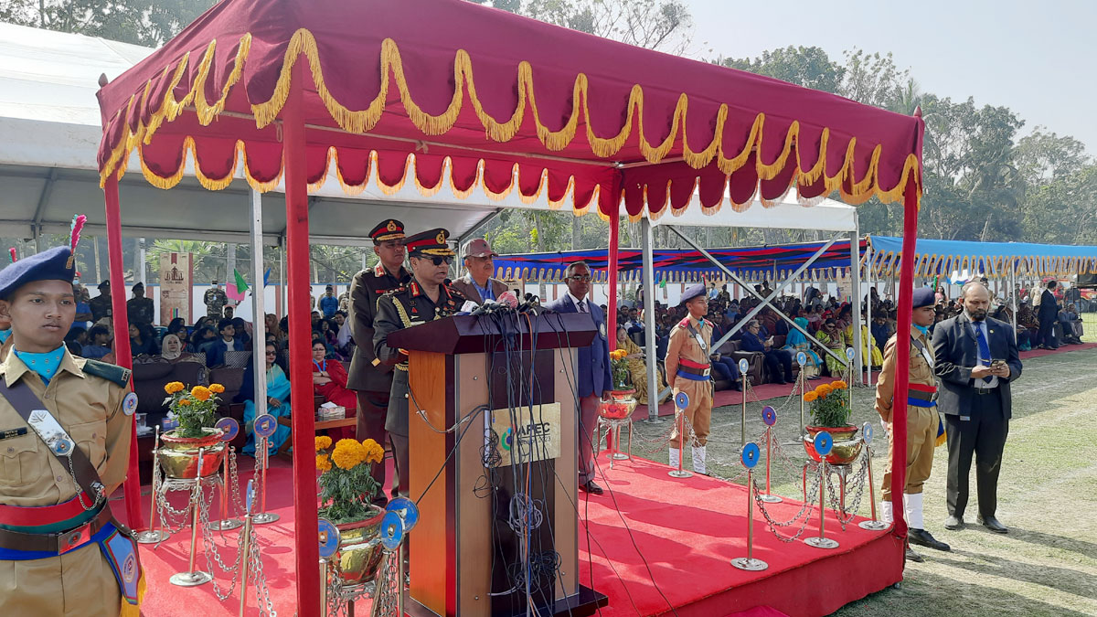 ভাষার জন্য প্রাণ দেওয়া বিশ্বে অনন্য উদাহরণ : সেনাপ্রধান