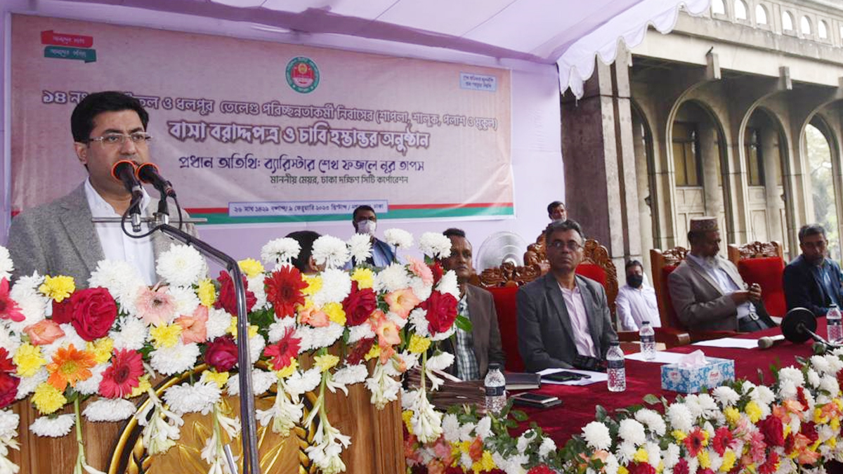 ডিএসসিসির জমি দখলকারী কোনো ভূমিদস্যুকে রাখব না : মেয়র তাপস