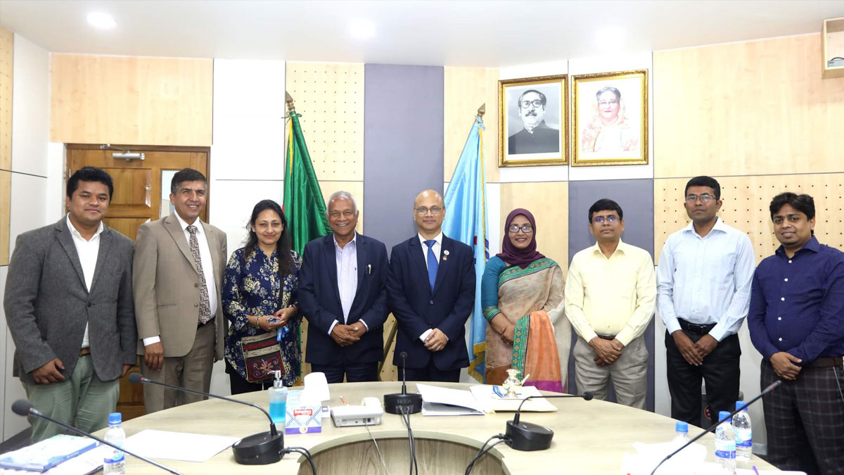 নেপাল প্রতিনিধিদলের সঙ্গে ইউজিসি সদস্যের মতবিনিময়