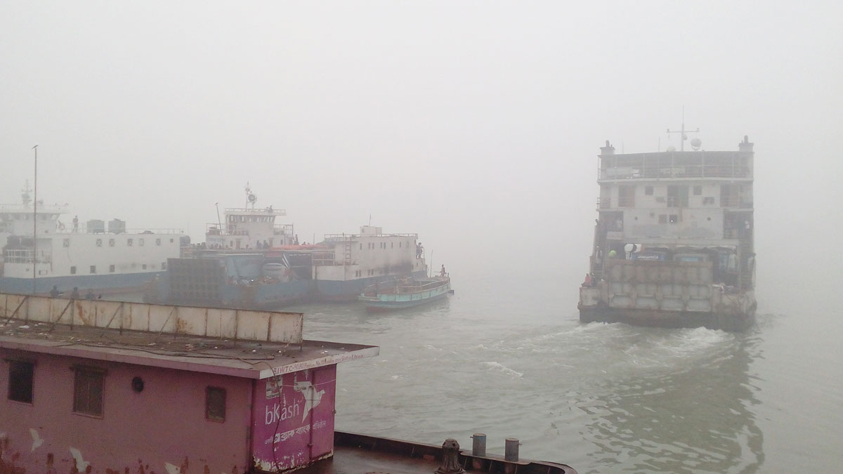 সাড়ে ১১ ঘণ্টা পর আরিচা-কাজিরহাট নৌপথ স্বাভাবিক