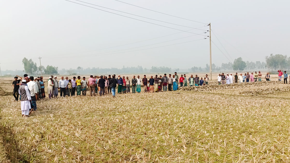 কৃষক সমিতির দ্বন্দ্বে আবাদ হচ্ছে না ১০০ একর জমিতে