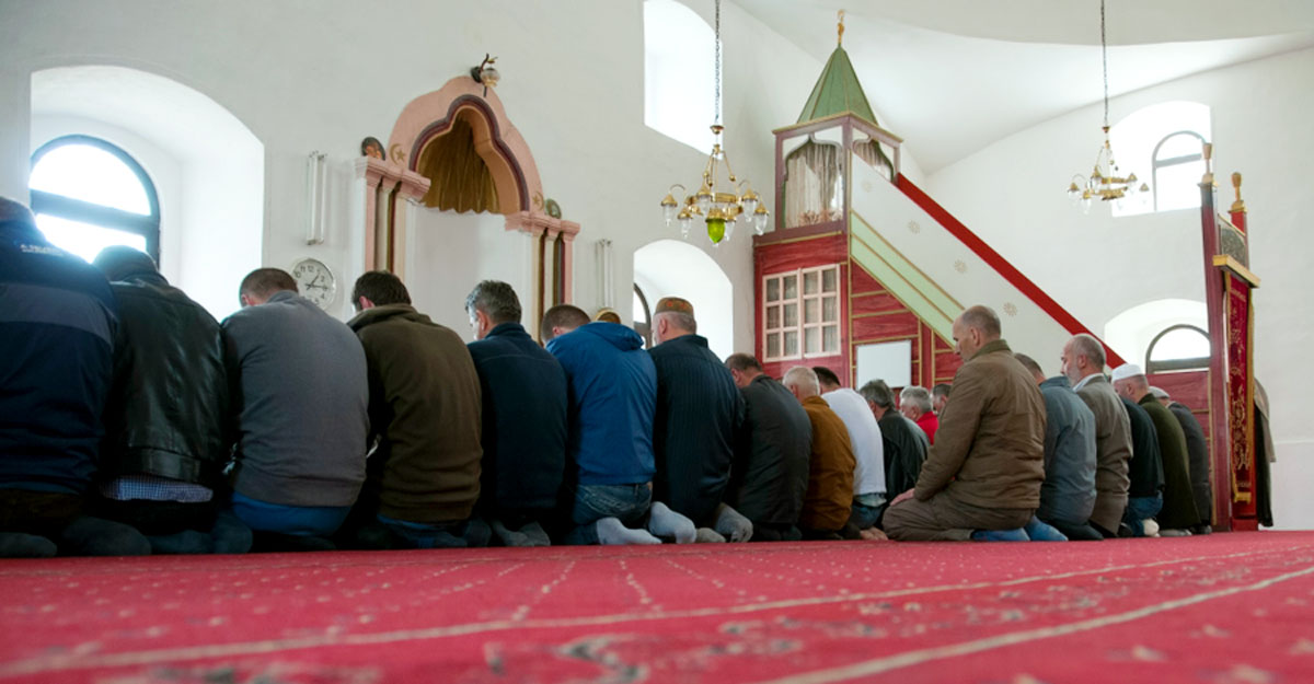 জুমার নামাজ না পেলে জোহর জামাত করে পড়া যাবে?