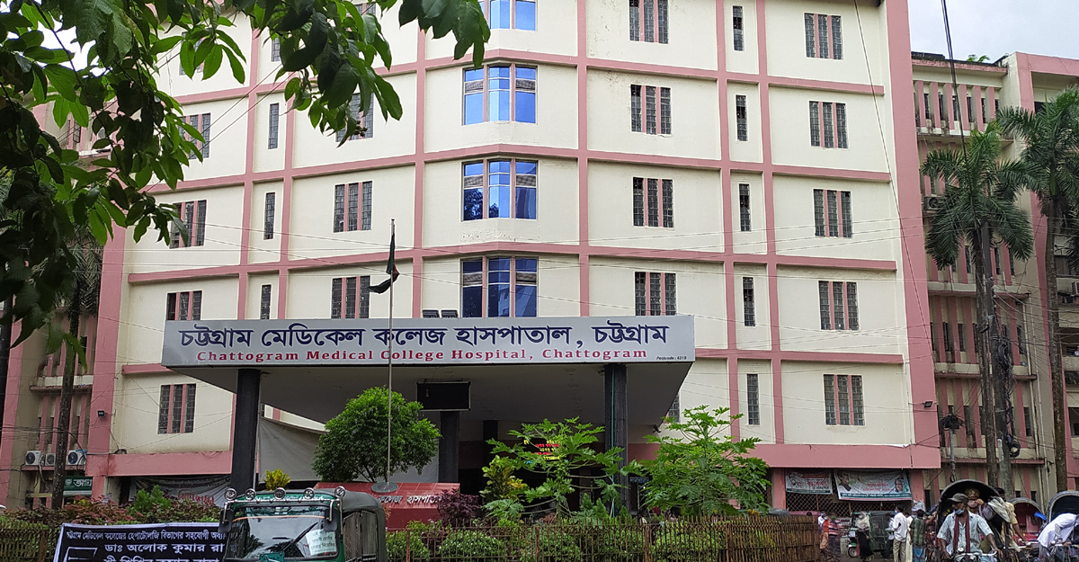 পরনের কাপড় দেখে টিটুকে শনাক্ত করে পরিবার