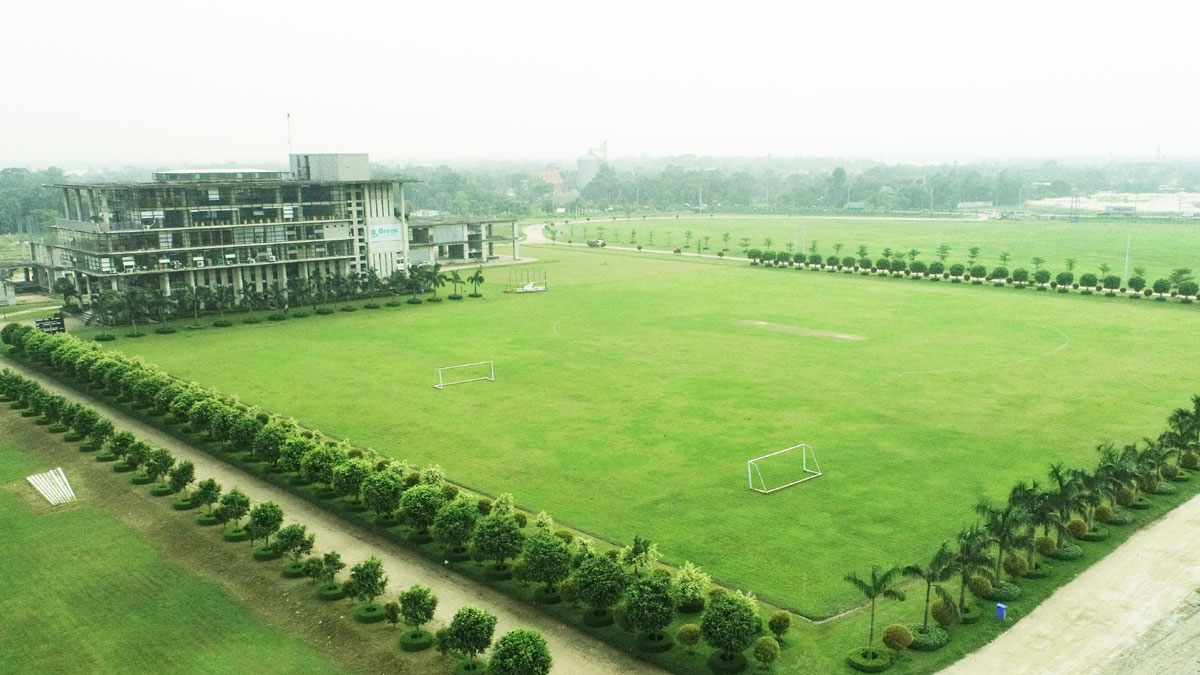গ্রিন ইউনিভার্সিটি : ক্যারিয়ার গড়তে পারেন বিবিএ-এমবিএ পড়ে