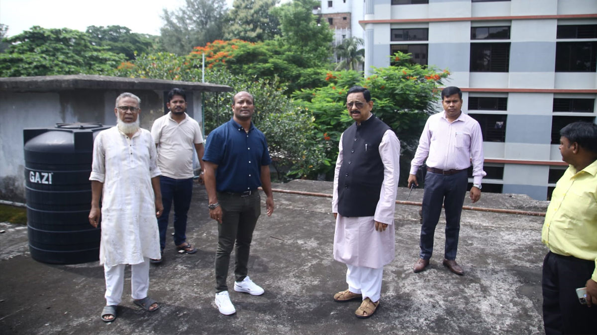 অপরিচ্ছন্ন ছাদের কারণে আবাসিক এলাকায় মশা বাড়ছে : চসিক মেয়র