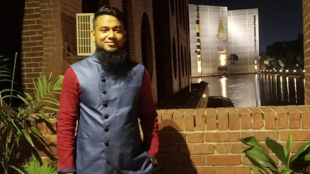 যুবলীগ নেতা রুবেল খুনে ব্যবহৃত চাপাতিসহ গ্রেপ্তার ১০