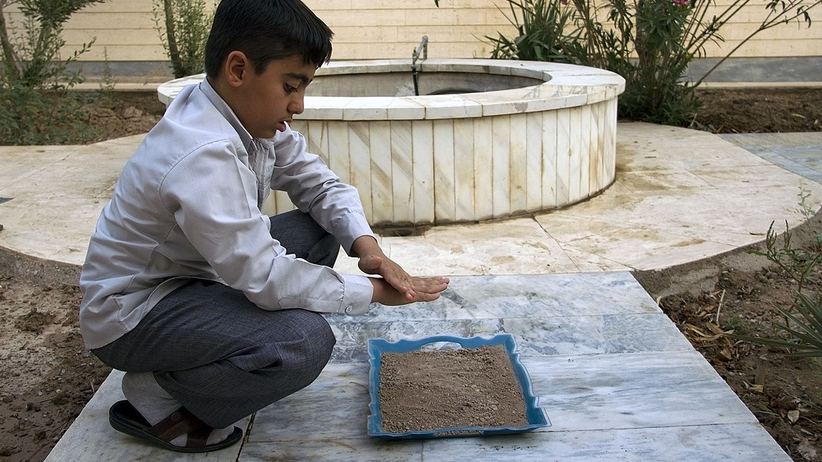 টাইলসে তায়াম্মুম করা যাবে?