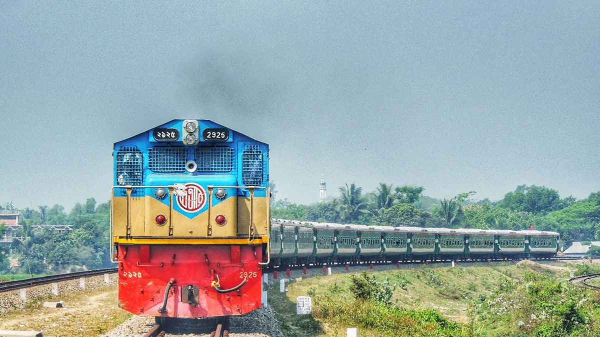 মগবাজারে ট্রেনে কাটা পড়ে সাবেক পুলিশ সদস্য নিহত