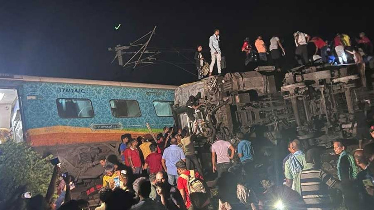 রেল দুর্ঘটনার স্মৃতি : ‘এখনও খেতে-ঘুমাতে পারছি না’