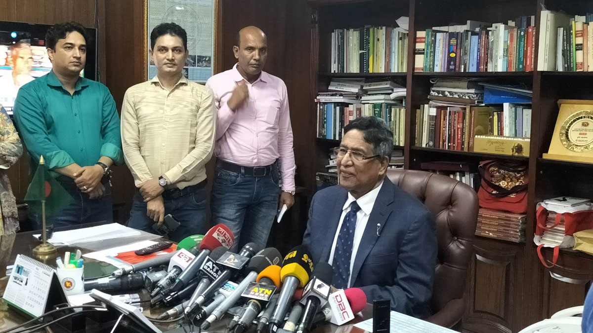 যেকোনো সমস্যা সমাধানে সংলাপ হতে পারে : কৃষিমন্ত্রী