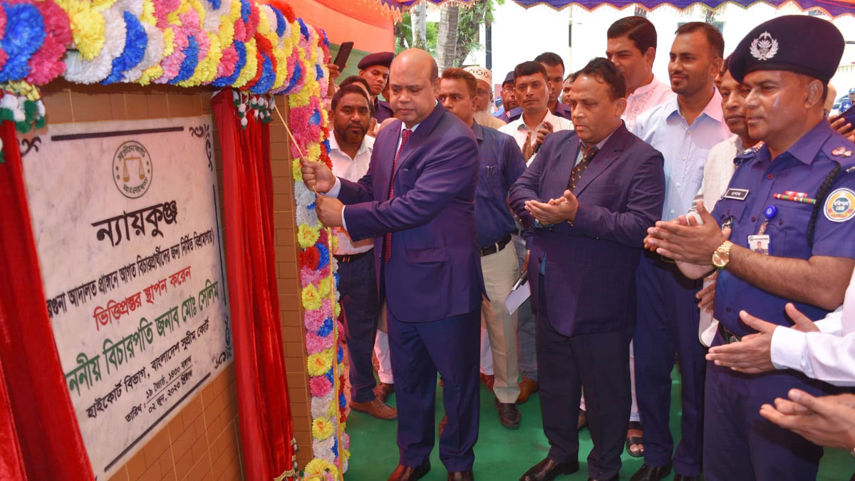 বরগুনায় বিচারপ্রার্থীদের দুর্ভোগ লাঘবে ‘ন্যায়কুঞ্জ’