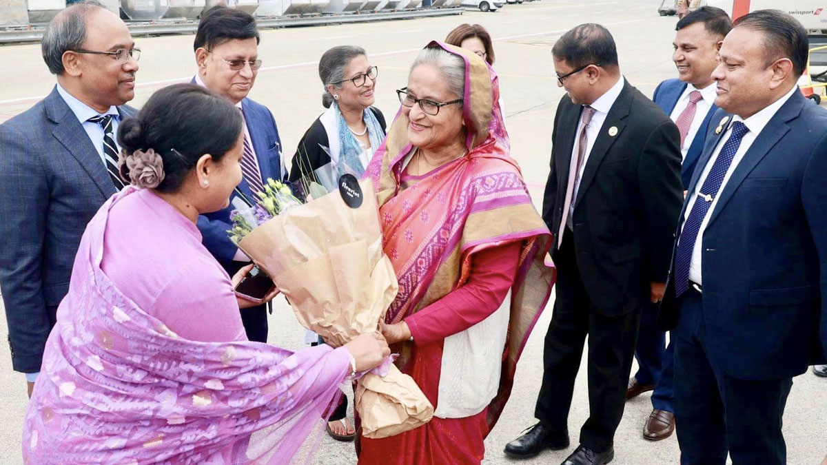 ওয়ার্ল্ড অব ওয়ার্ক সামিটে যোগ দিতে জেনেভা পৌঁছেছেন প্রধানমন্ত্রী