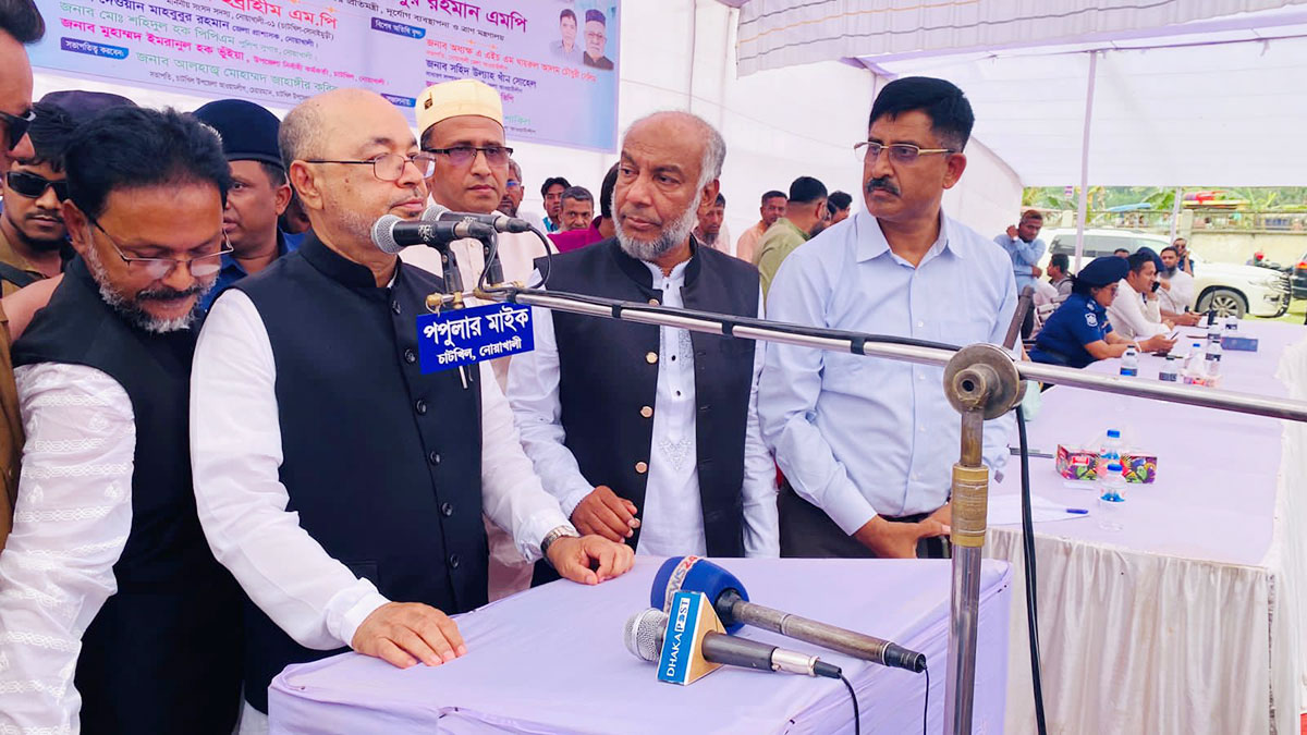 নৌকায় ভোট দেওয়ার শপথ করালেন ত্রাণ প্রতিমন্ত্রী