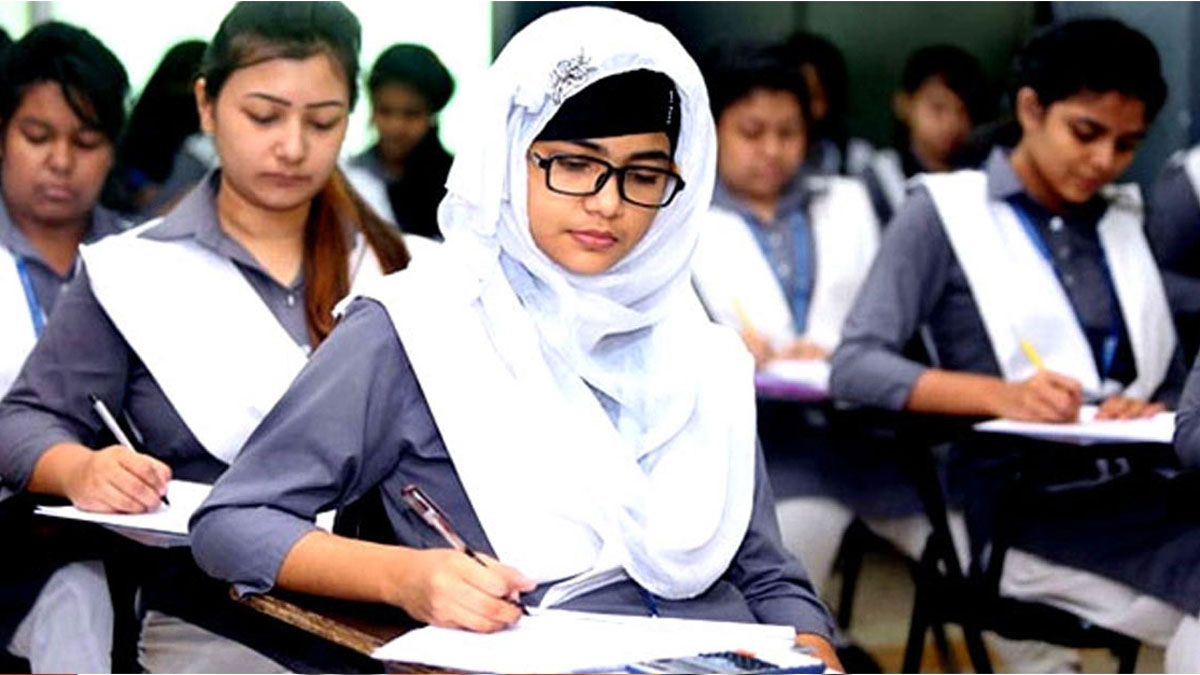 এবার এইচএসসি পরীক্ষা জুলাইয়ে নেওয়ার প্রস্তুতি চলছে