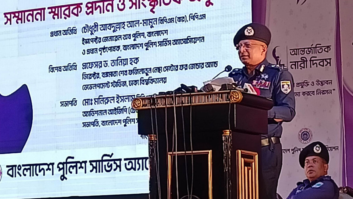 প্রত্যেক জেলায় নারী সার্কেল এসপি দিতে চান পুলিশ প্রধান