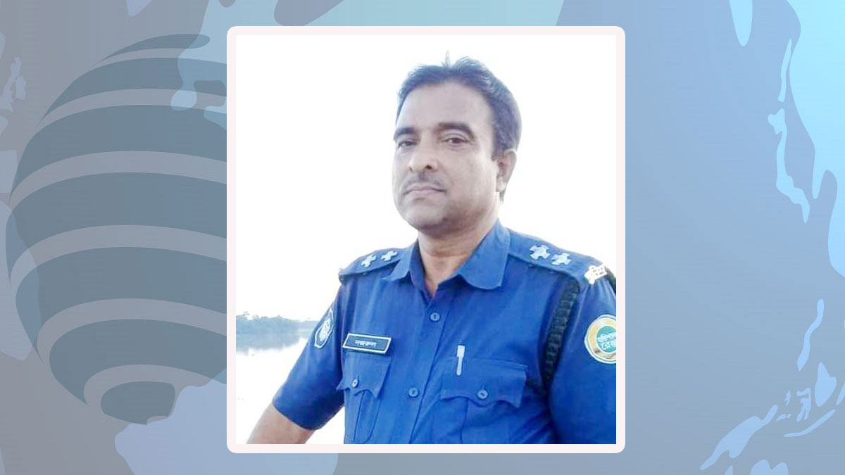 বাসচাপায় প্রাণ গেল পুলিশ কর্মকর্তার