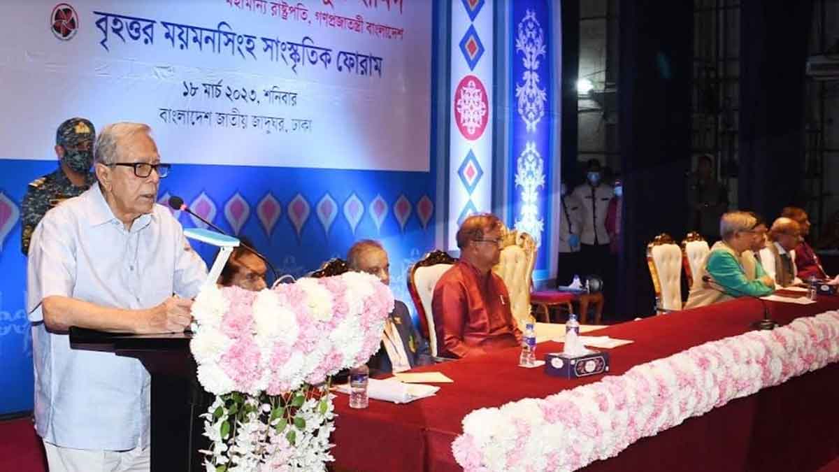দেশীয় সংস্কৃতির উপাদান দেশবিদেশে ছড়িয়ে দিতে রাষ্ট্রপতির আহ্বান