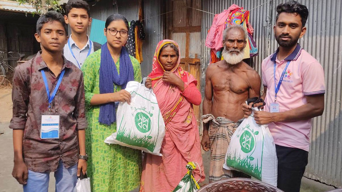 সেদ্ধ আলু দিয়ে আর ইফতার করতে হবে না জরিনাকে 